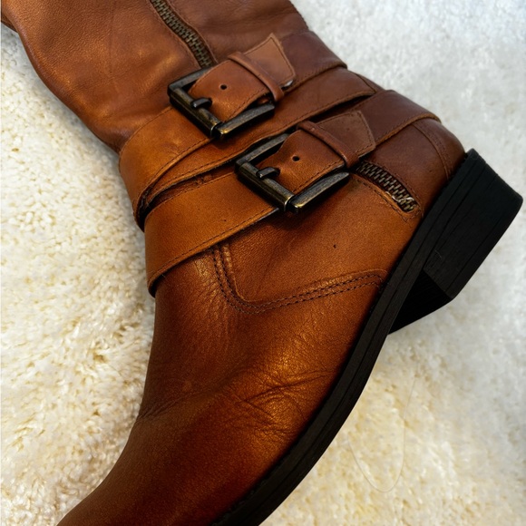 Cathy Jean Women’s Tall Buckle Boots Size 6 - Picture 2 of 4